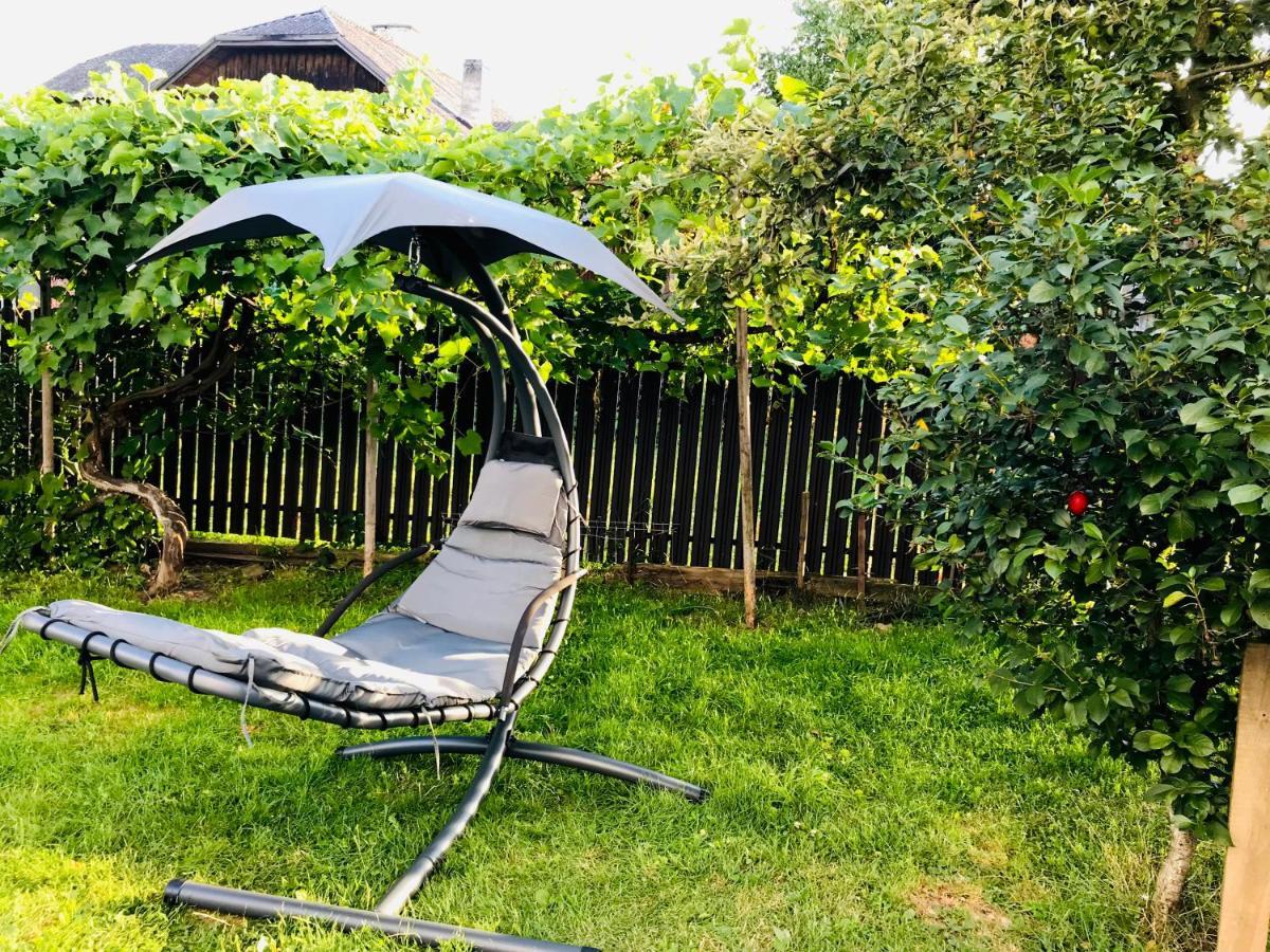 Apartament Vica Gura Humorului Exterior foto